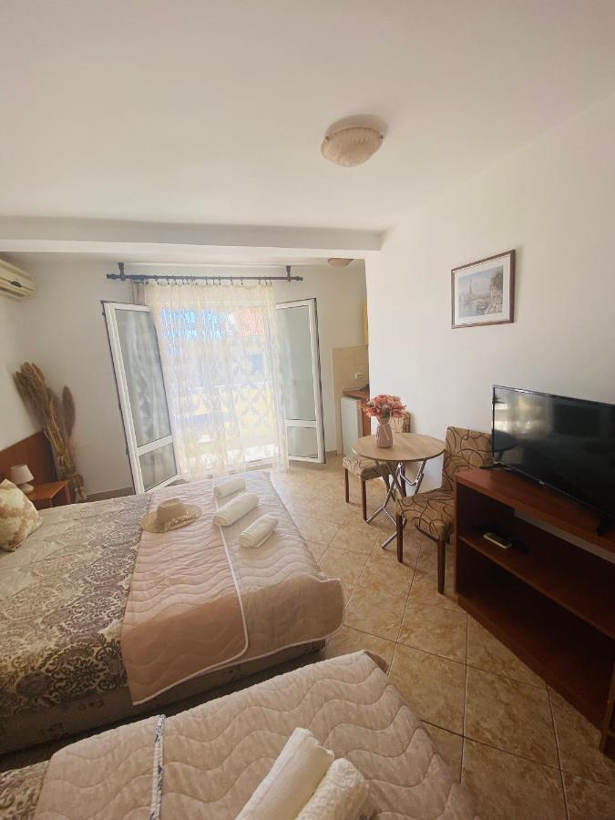 Petrovac Miomir Perazic Apartments מראה חיצוני תמונה