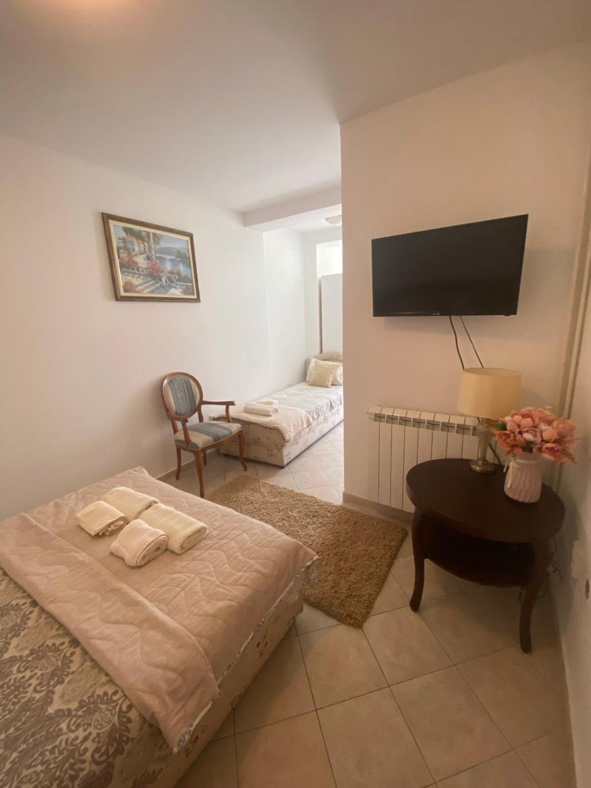 Petrovac Miomir Perazic Apartments מראה חיצוני תמונה
