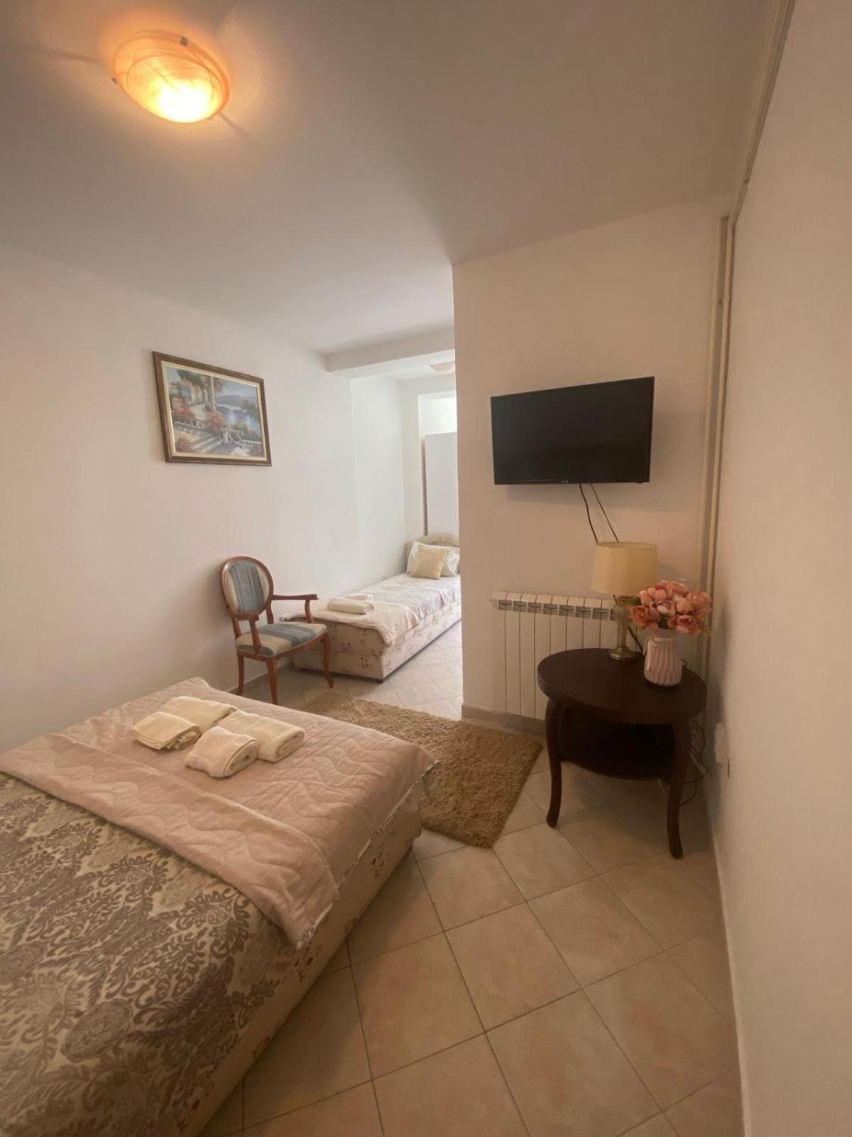 Petrovac Miomir Perazic Apartments מראה חיצוני תמונה